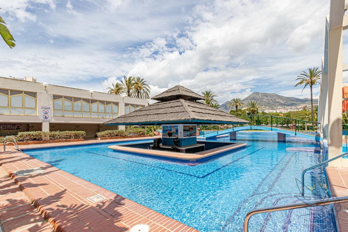 Apartment Benalbeach Beautiful 2 Bdr With Sea Views