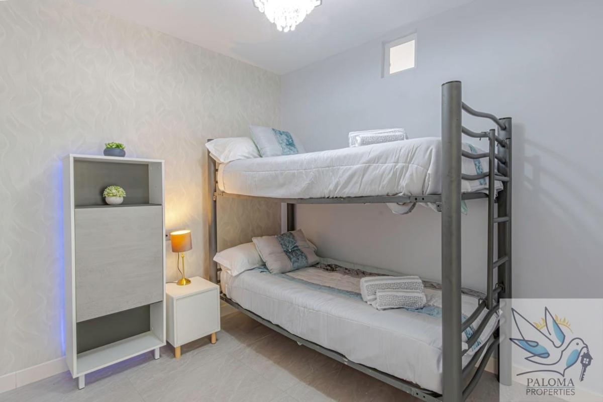 Apartment Benalbeach Beautiful 2 Bdr With Sea Views *
