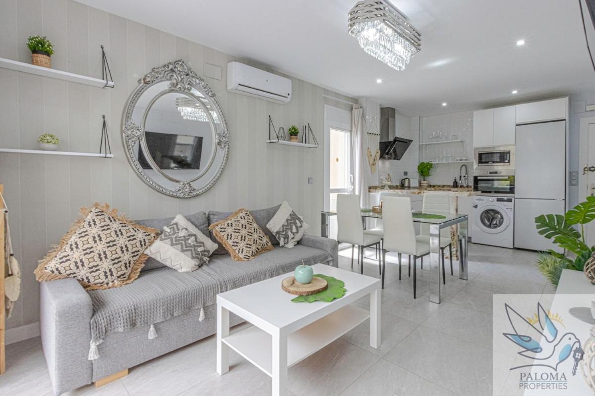 Benalbeach Beautiful 2 Bdr With Sea Views Apartment