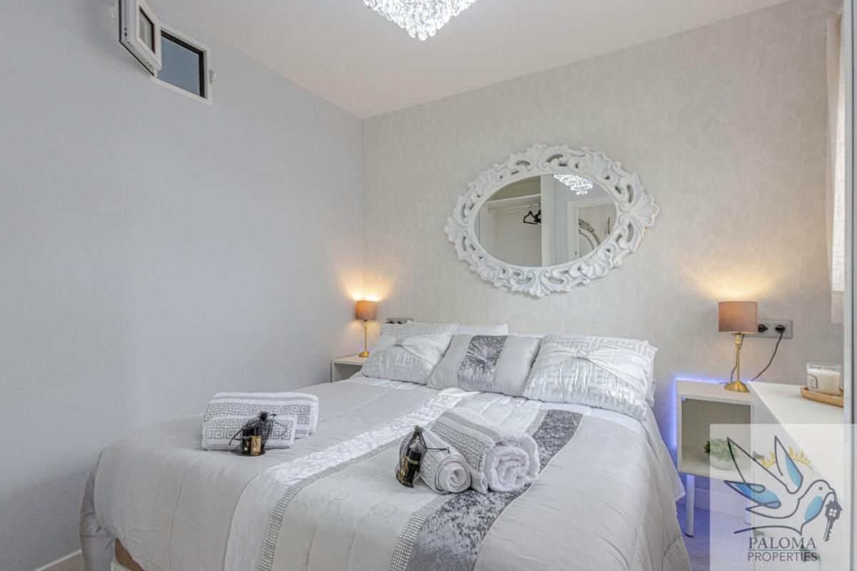 Apartment Benalbeach Beautiful 2 Bdr With Sea Views