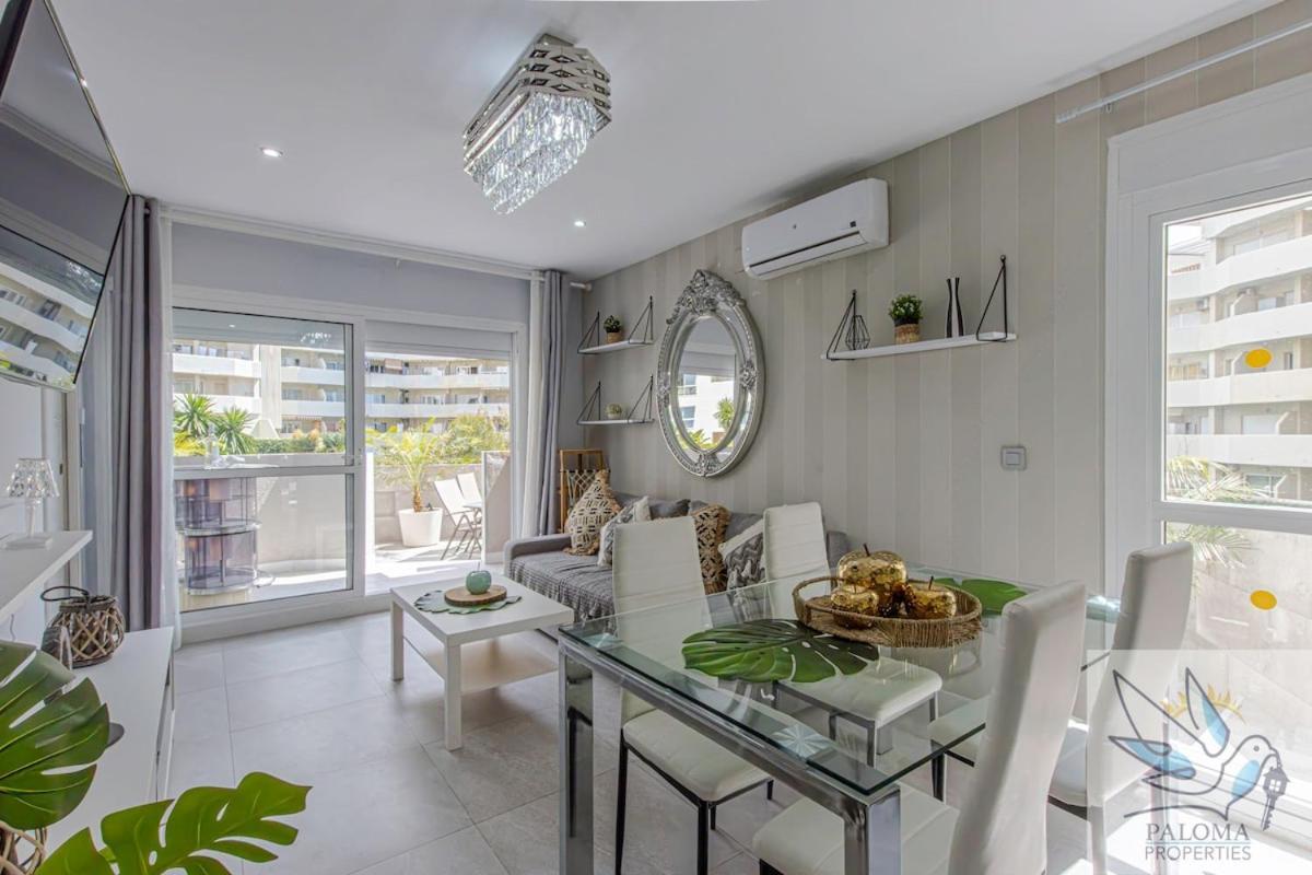 Benalbeach Beautiful 2 Bdr With Sea Views *